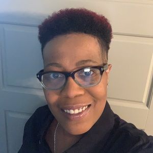 Meet your Posher, Candace